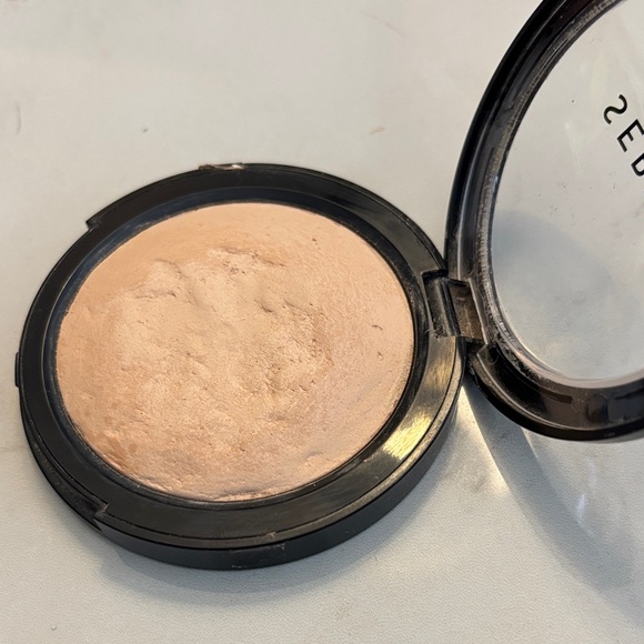 Sephora Setting Powder - Tan - Picture 2 of 2